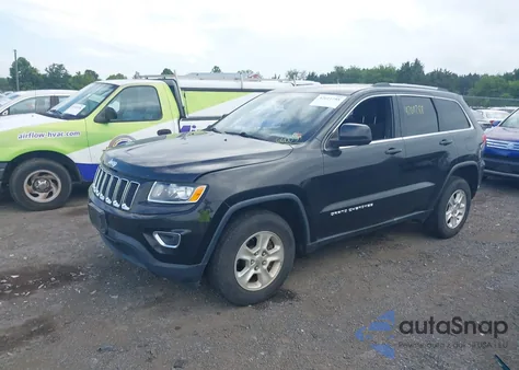2015 Jeep Grand Cherokee Laredo z USA, uszkodzony, nr VIN 1C4RJFAG1FC660039